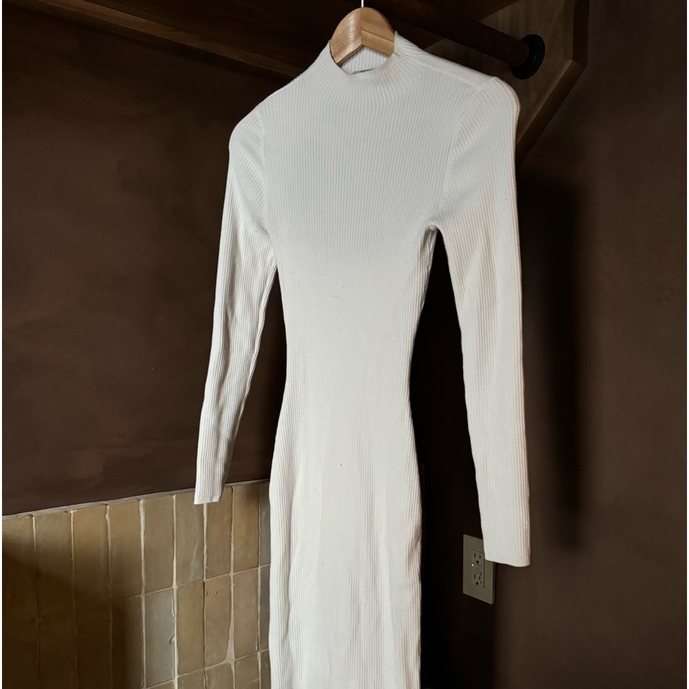 Aritzia compose dress